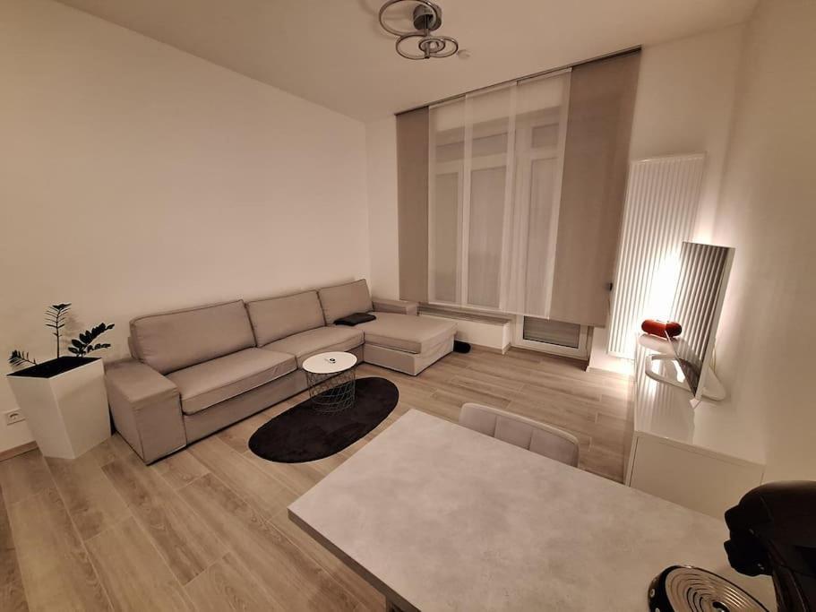 Kleines City Apartment Schweinfurt Esterno foto