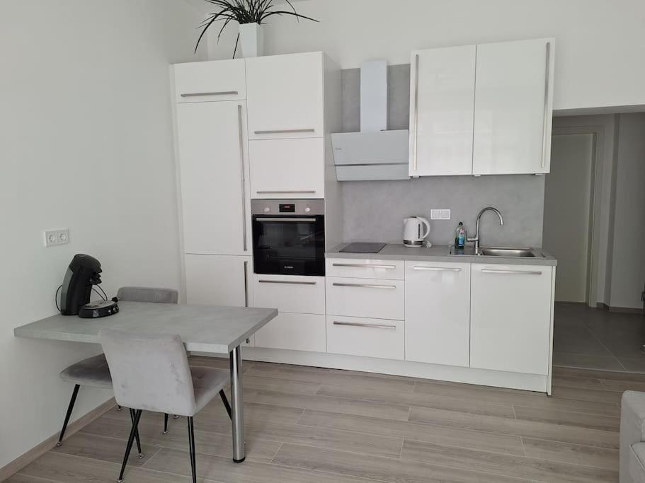 Kleines City Apartment Schweinfurt Esterno foto